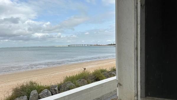 Foncier rare vue mer , maison à reconstruire à votre image