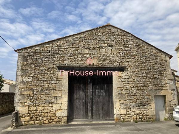 Bien immobilier à vendre 3 pièces de 320 m²