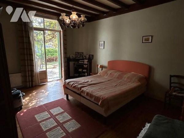 Maison d'environ 148m² à BOURG-DE-PEAGE