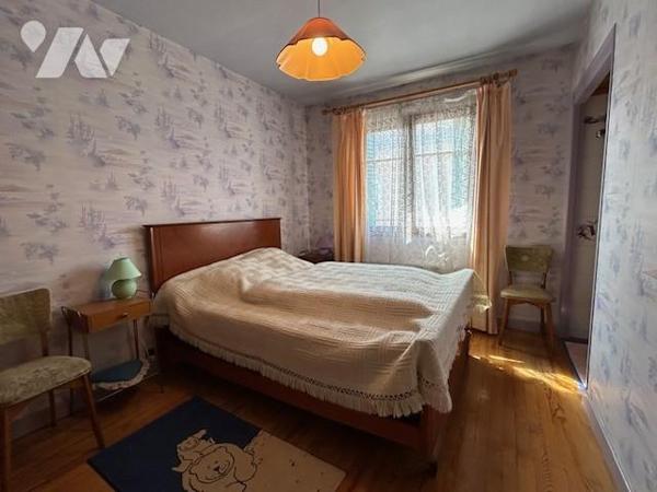 Maison d'environ 148m² à BOURG-DE-PEAGE