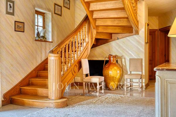 Vaste domaine de 59 hectares à 1h30 de Paris