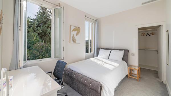 BEAULIEU-SUR-MER — VILLA + 4 APPARTEMENTS AU CŒUR DU CENTRE-VILLE
