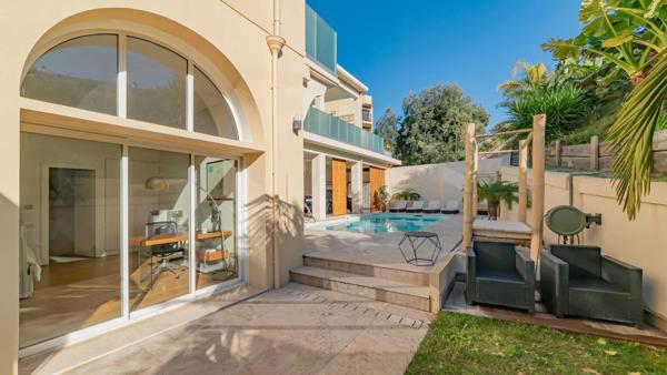 BEAULIEU-SUR-MER — VILLA + 4 APPARTEMENTS AU CŒUR DU CENTRE-VILLE