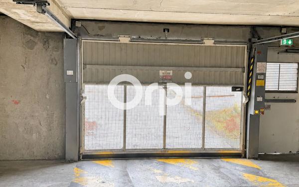 Stationnement à vendre
