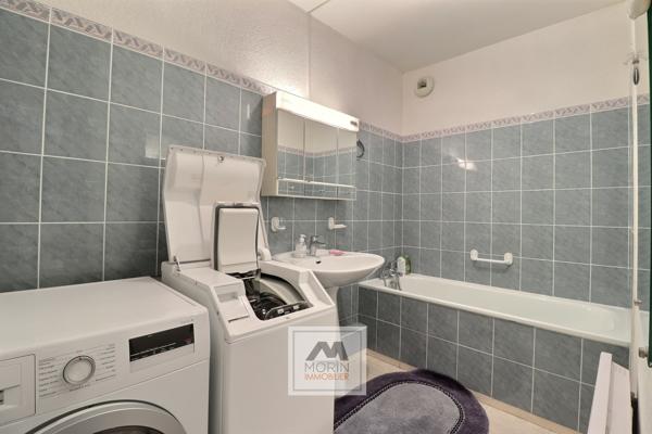 BORDEAUX quartier ORNANO / Hôtel de Police, à vendre appartement 5 pièces avec balcon et garage proche tramway