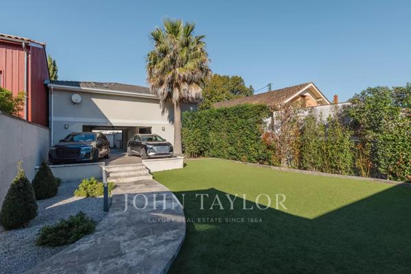 LE BOUSCAT - MAISON DE PLAIN-PIED - DEPENDANCE - JARDIN - PISCINE - JOHN TAYLOR