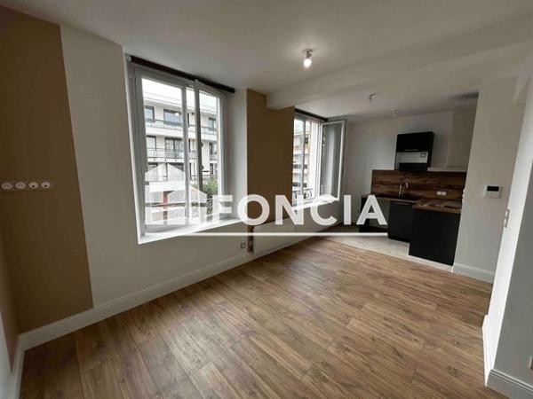 Location Studio 27.01 m² - 15 Boulevard de Strasbourg Cannes 06400