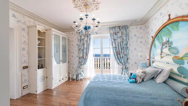 Prestigieuse propriété - vue mer