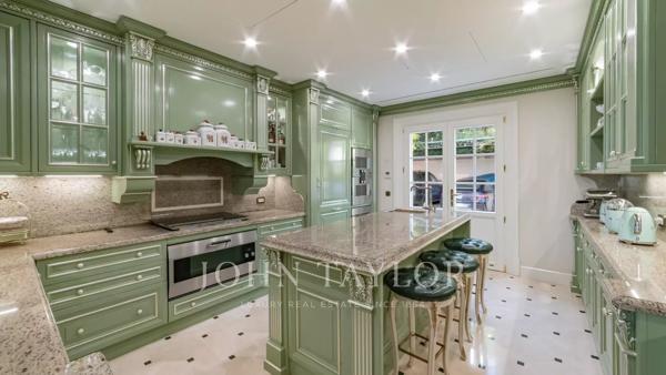 Prestigieuse propriété - vue mer