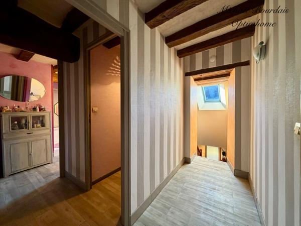 Maison de charme rénovée – 3/4 chambres – Bureau indépendant – Terrain clos – Le Lude