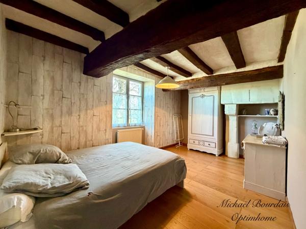 Maison de charme rénovée – 3/4 chambres – Bureau indépendant – Terrain clos – Le Lude