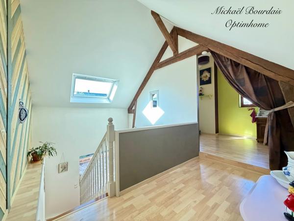 Maison de charme rénovée – 3/4 chambres – Bureau indépendant – Terrain clos – Le Lude