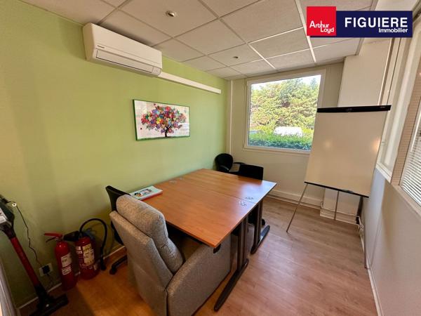 Bureaux à louer en très bon état avec entrée indépendante