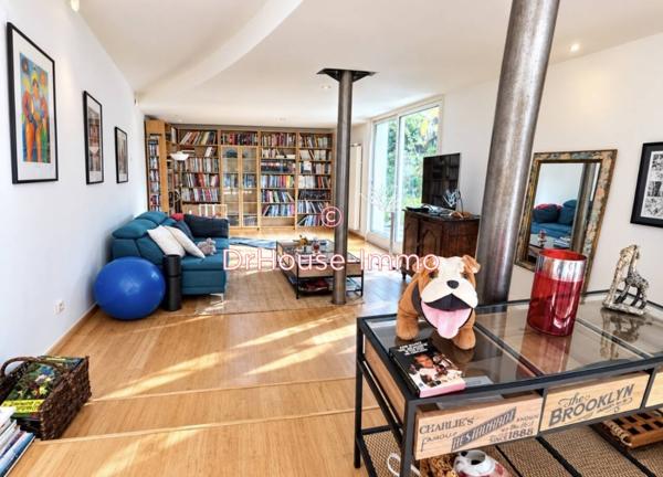Maison à vendre 8 pièces de 250 m²