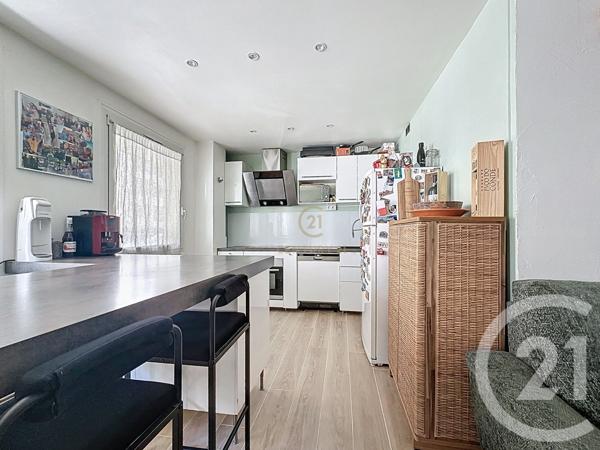 Appartement F3 à vendre  3 pièces - 64,34 m2 LYON - 69008