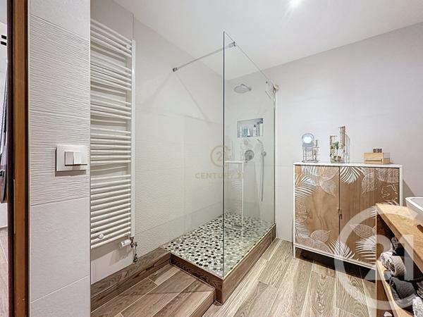 Appartement F3 à vendre  3 pièces - 64,34 m2 LYON - 69008