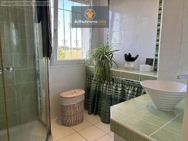 Vente Maison 6 pièces 167 m2 à Sainte-Bazeille