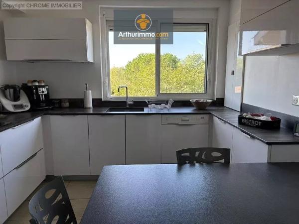 Vente Maison 6 pièces 167 m2 à Sainte-Bazeille