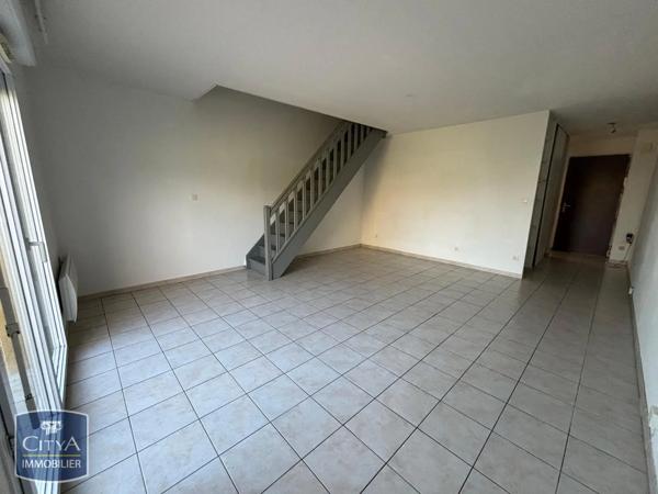 Maison à louer 3 pièces 69.68m² Le Sequestre (81990)