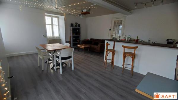 Maison de village au calme proche Confolens