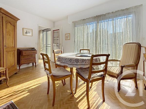 Appartement F3 à vendre  3 pièces - 56,28 m2 PARIS - 75012