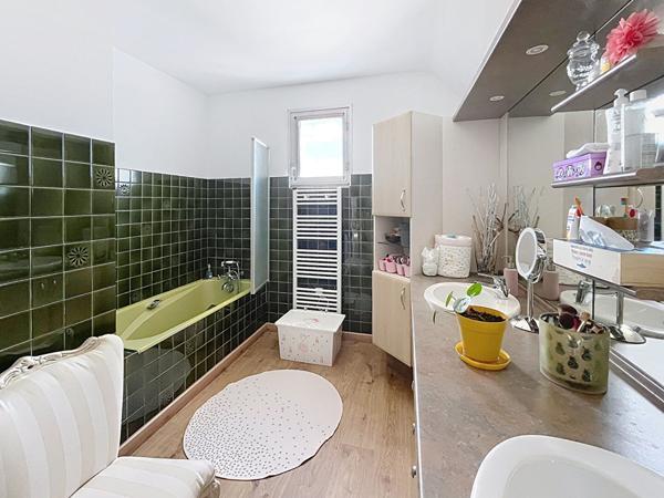 Maison de charme entièrement rénovée à Plérin