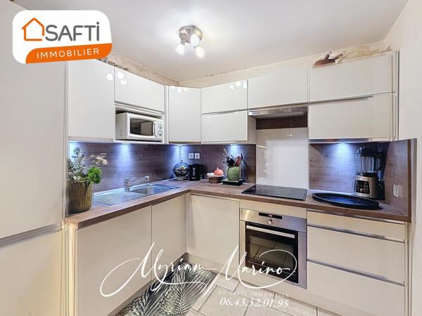 À VENDRE APPARTEMENT 4 PIÈCES GARAGE ET PARKING - 83370 SAINT AYGULF