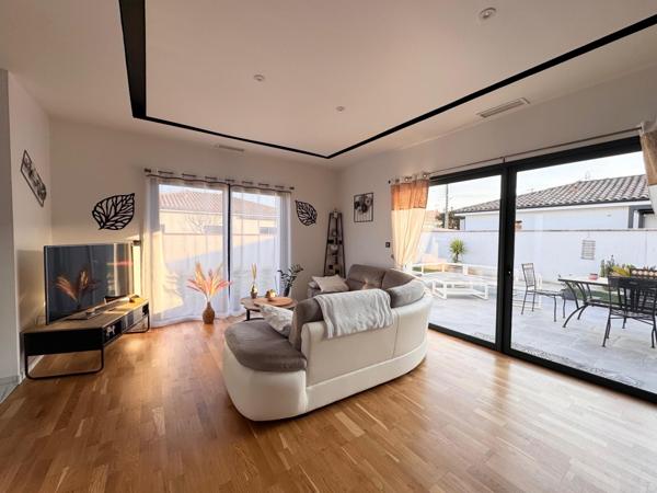 Maison contemporaine de 2021 à Marmande – 154 m²