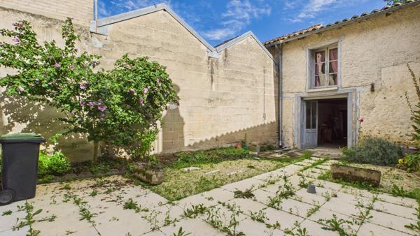 Une maison de caractère au cœur de Val-d’Oire et Gartempe