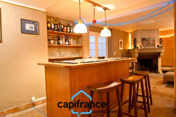 Dpt Haute Garonne (31), à vendre proche de LEGUEVIN maison P6 de 297 m² - Terrain de 6 300,00 m²