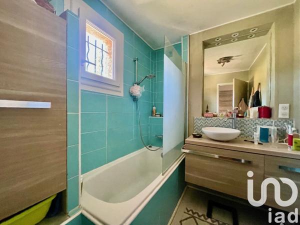 Maison 4 pièces de 88 m² à Gardanne (13120)