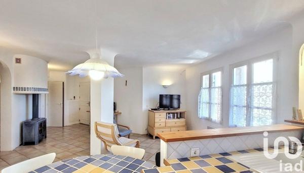 Appartement 2 pièces de 61 m² à Sainte-Croix-du-Verdon (04500)