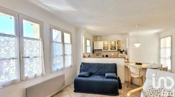 Appartement 2 pièces de 61 m² à Sainte-Croix-du-Verdon (04500)