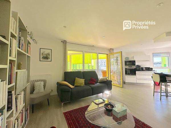 Appartement 4 pièces 80 m2 avec terrasse, parking et cave