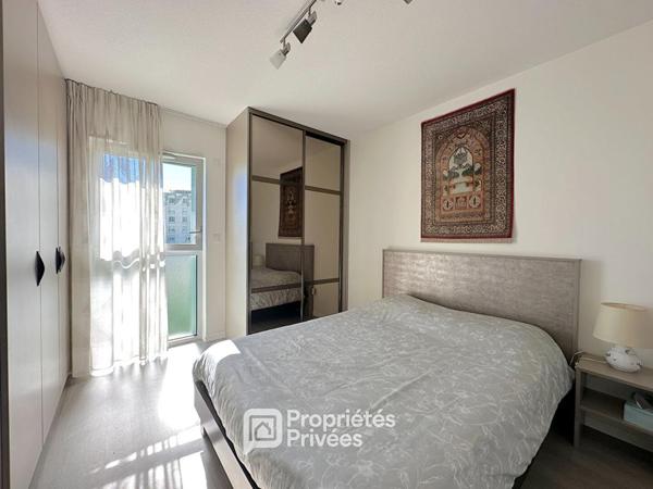 Appartement 4 pièces 80 m2 avec terrasse, parking et cave