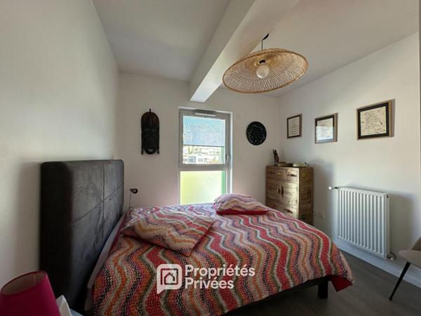 Appartement 4 pièces 80 m2 avec terrasse, parking et cave