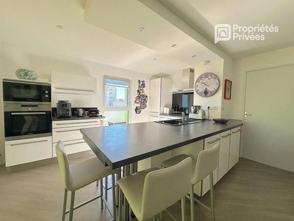 Appartement 4 pièces 80 m2 avec terrasse, parking et cave