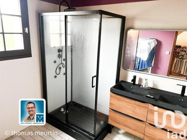 Maison traditionnelle 5 pièces de 124 m² à Chartres (28000)