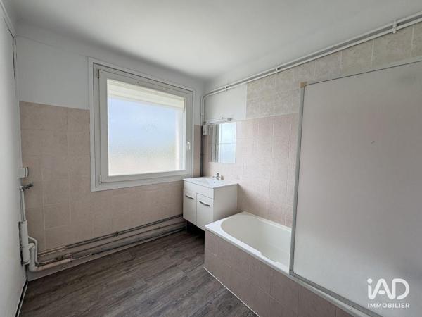 Location appartement 4 pièces 74 m² Saint-Raphaël