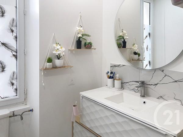 Maison à vendre  4 pièces - 87 m2 ECHILLAIS - 17