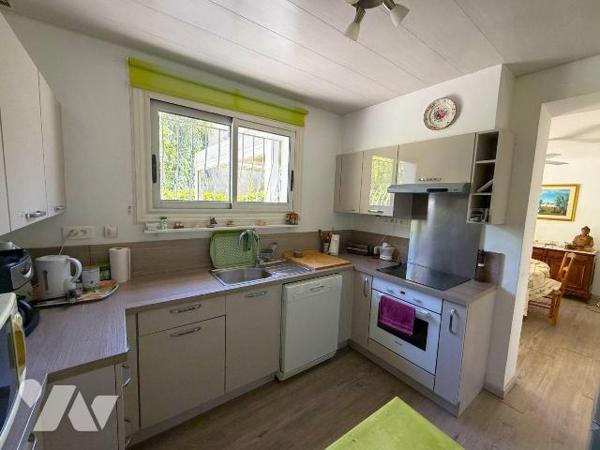 A VENDRE SIX-FOURS-LES-PLAGES (83140) VAR - TOUT PROCHE CENTRE - BOUILLIBAYE - VILLA T4 78 M2 +...