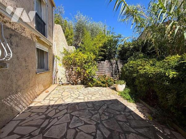 A VENDRE SIX-FOURS-LES-PLAGES (83140) VAR - TOUT PROCHE CENTRE - BOUILLIBAYE - VILLA T4 78 M2 +...