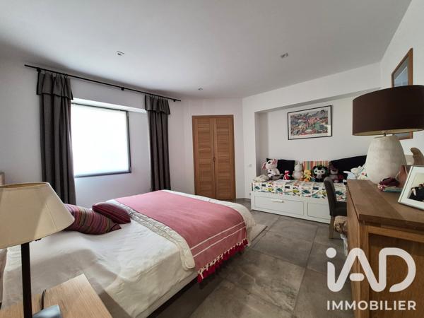 Maison à vendre 3 pièces 120 m² Nîmes