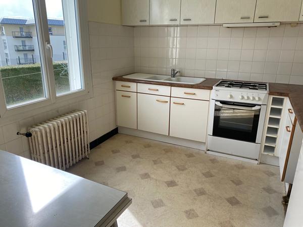 Concarneau maison 105 m² sur 350 m² de terrain proche commerces et ville