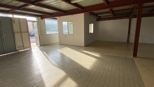 Local commercial Sisteron 130.20 m2