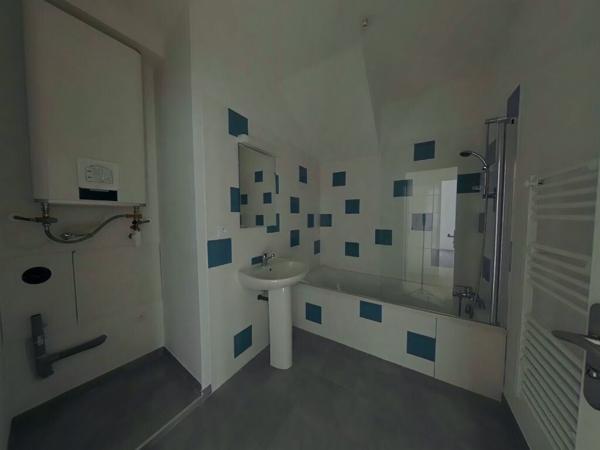 Appartement à louer    2 pièces •  Romans-sur-Isère