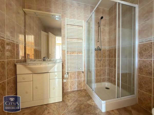Appartement à louer 5 pièces 144.03m² Brive-la-Gaillarde (19100)