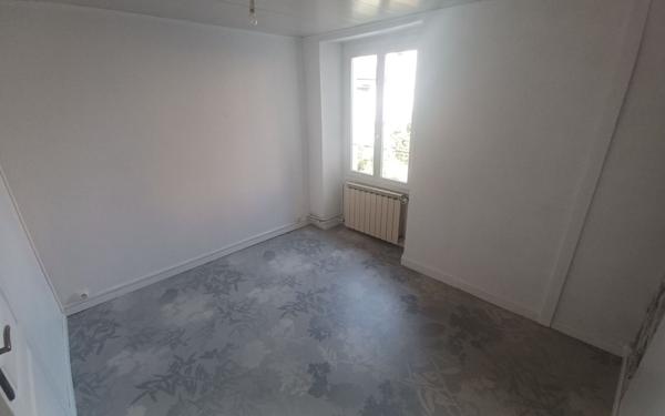 Appartement à vendre    5 pièces • 100,40 m2 Rives