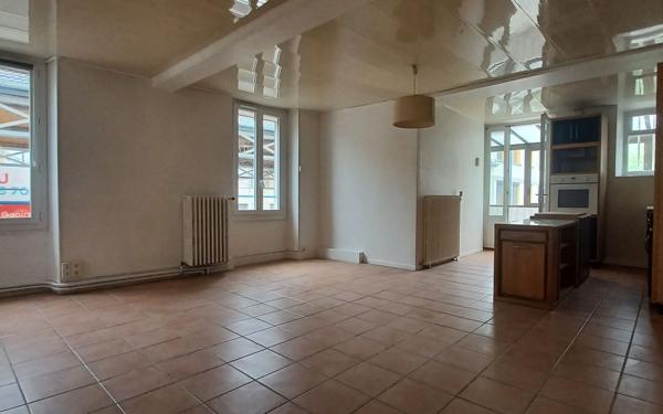 Appartement à vendre    5 pièces • 100,40 m2 Rives