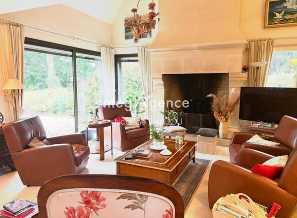 Maison à SOULEUVRE EN BOCAGE, 14350 - 8 pièces 200m²